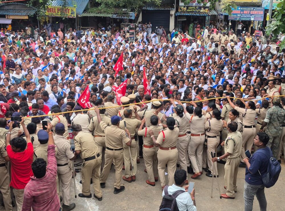 भाजपा सरकार के ख़िलाफ़ देशव्यापी ‘भारत छोड़ो’ संघर्ष में लाखों मज़दूर-किसानों ने लिया हिस्सा