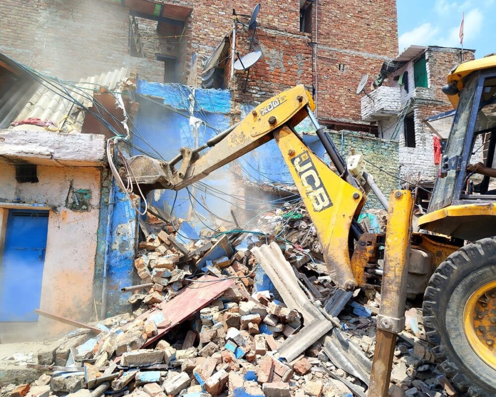 बिहार को योगी का उत्तरप्रदेश बनाने की कोशिश तेज